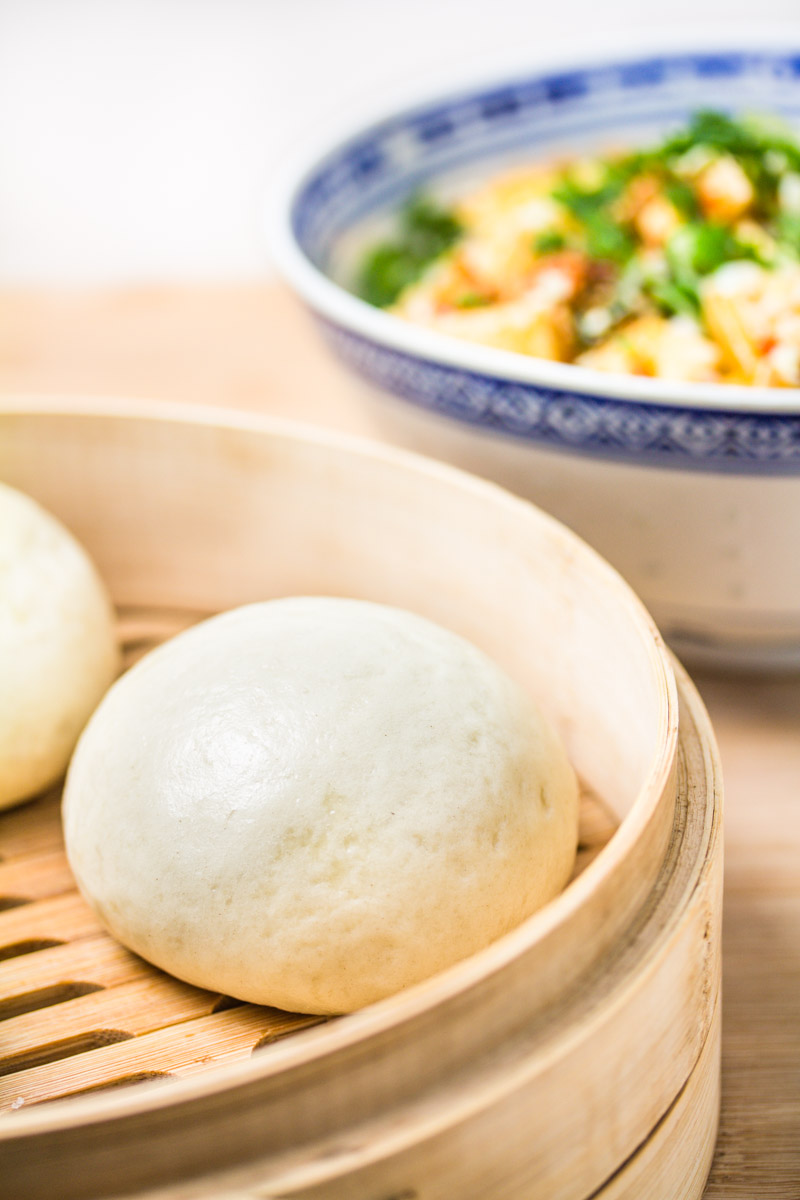 Fertige Mantou mit Mapo-Tofu