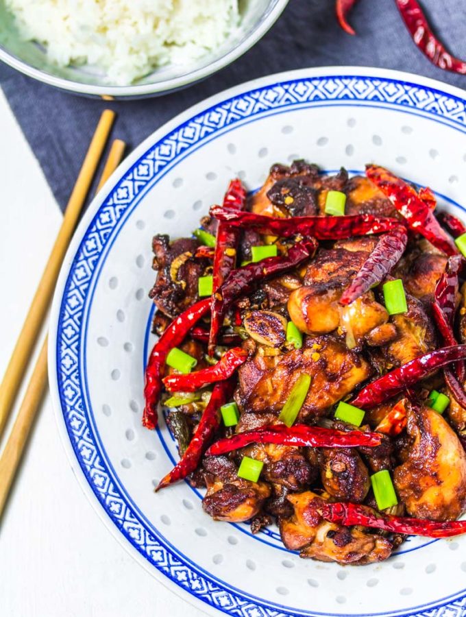 Chongqing Chili-Hähnchen mit Reis