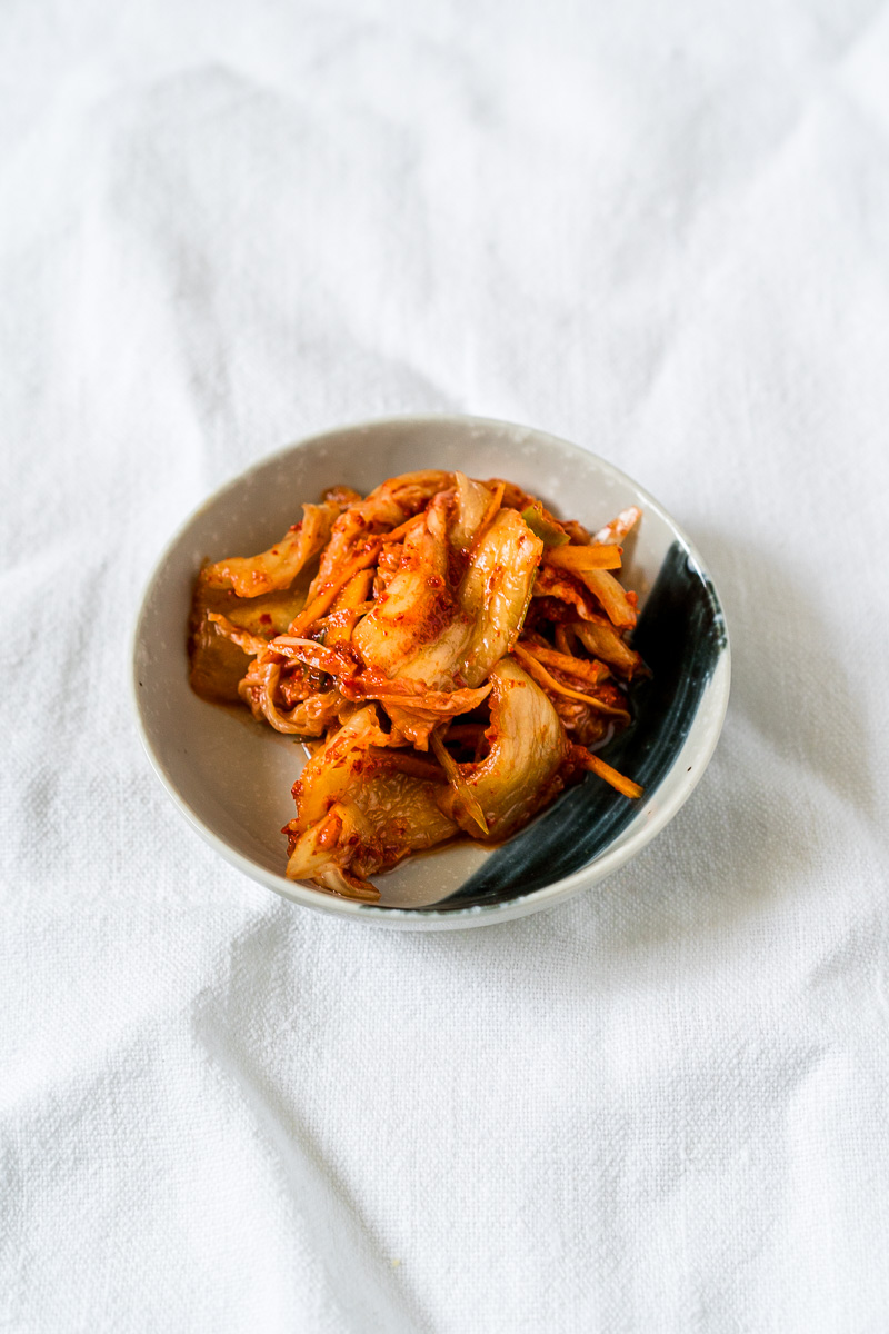Schälchen mit Chinakohl Kimchi
