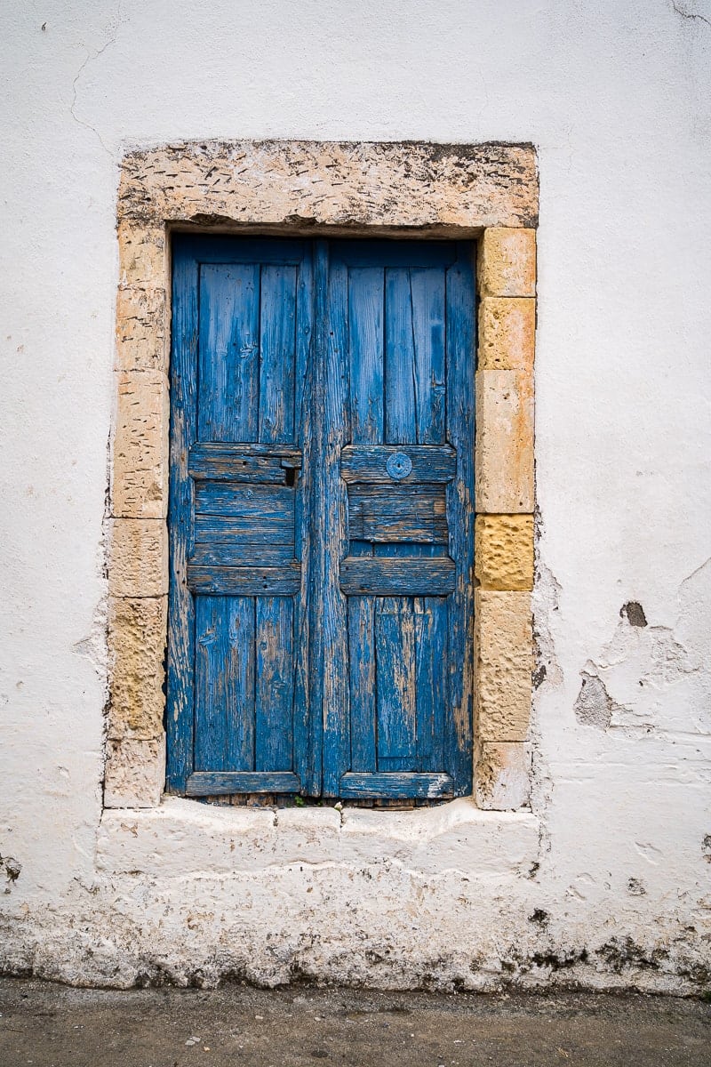 Blaue Tür auf Kreta
